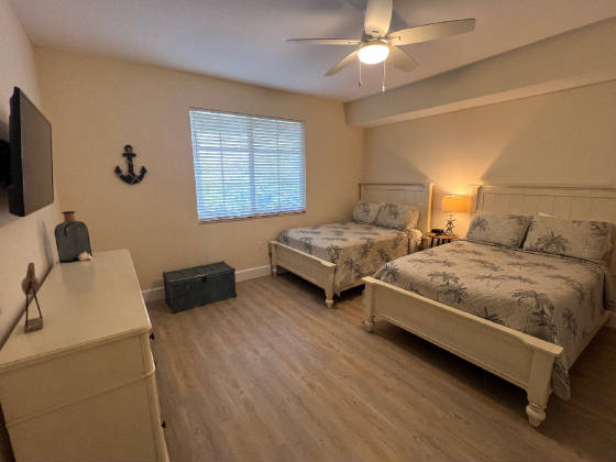 524GuestBedroom.jpeg