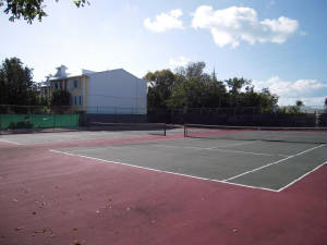 marinerstennis.jpg